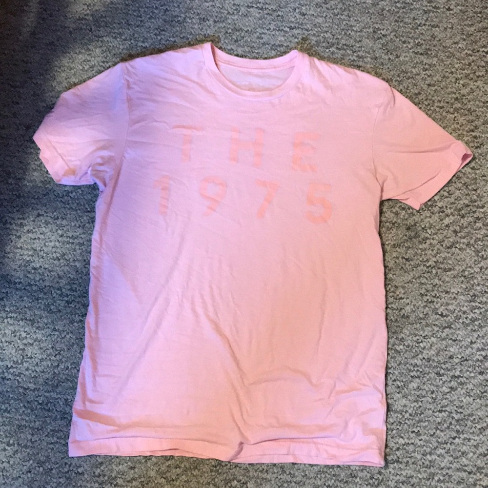 1975 tour merch